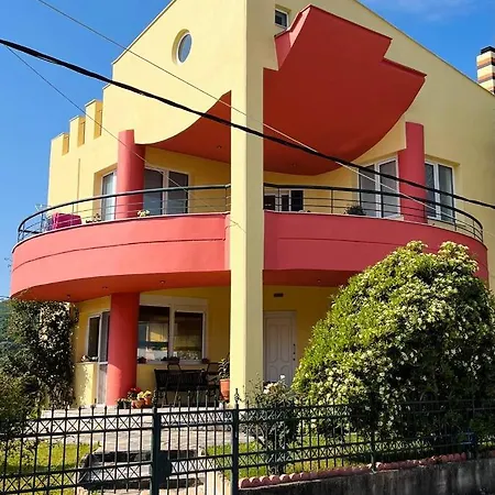 In * Agiakampos (Volos)