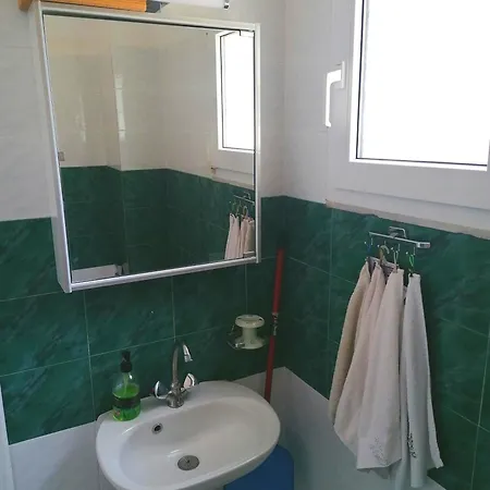 In Agiakampos (Volos)